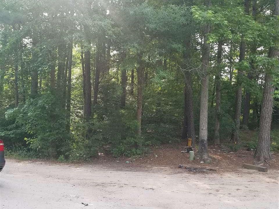 2nd image of 1041 Shuford Rd