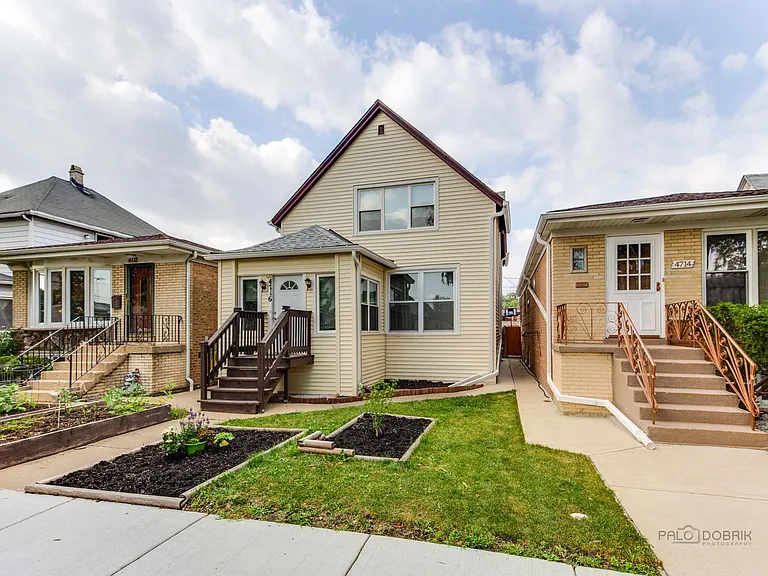 4716 W Hutchinson St — Photo 1