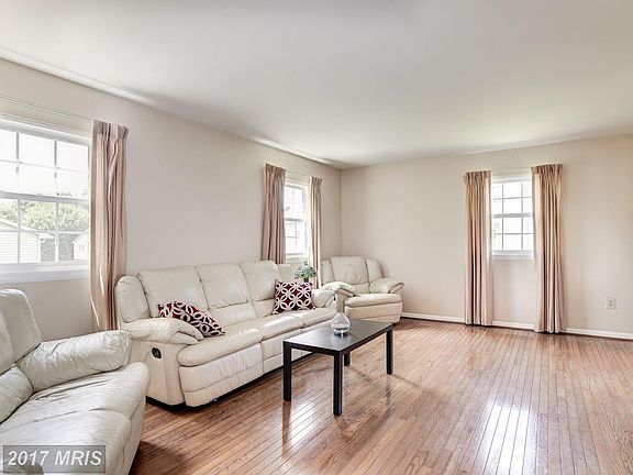 5th image of 14838 Cherrydale Dr