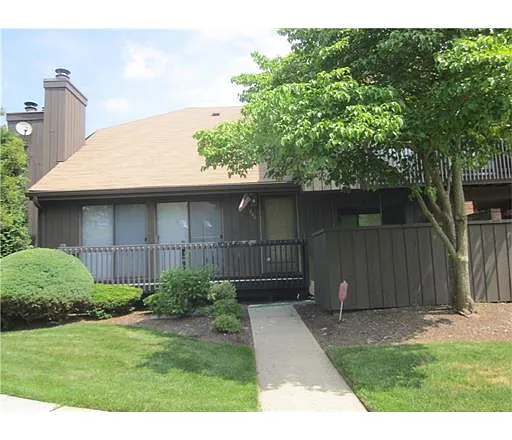 236 Westgate Dr photo 1