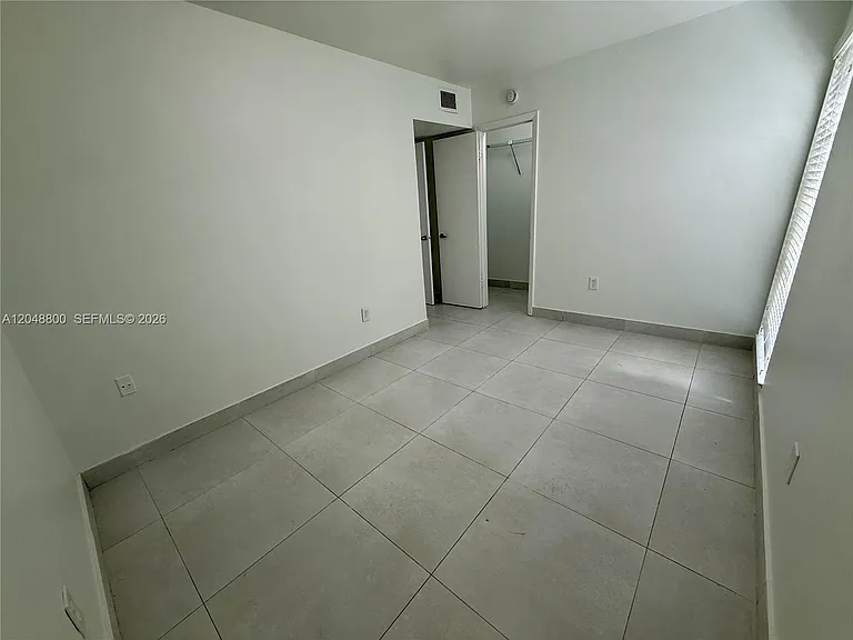 20 SW 108th Ave #F7 — Photo 15
