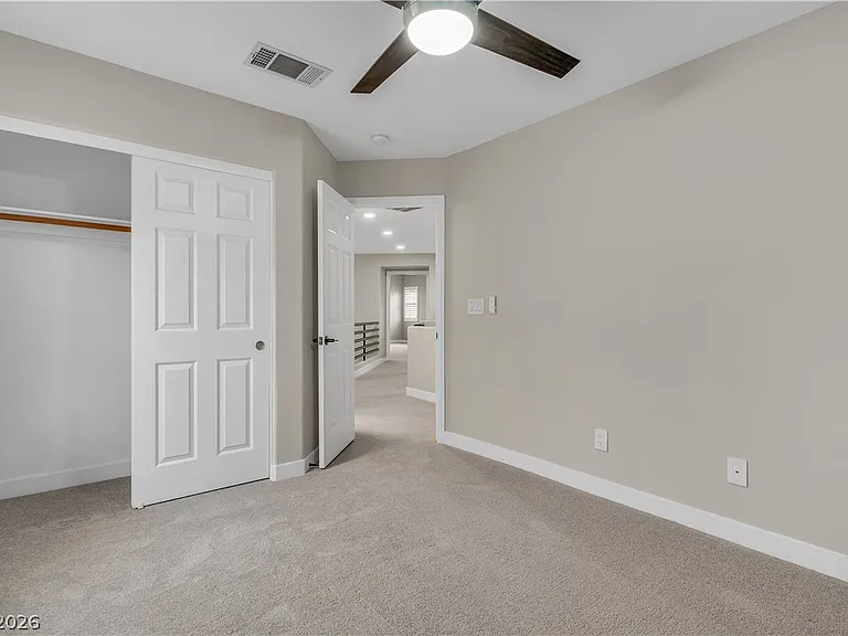 1712 Estrella St — Photo 41