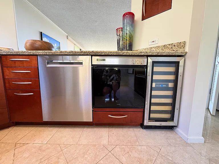 6770 Hawaii Kai Dr #909 — Photo 9
