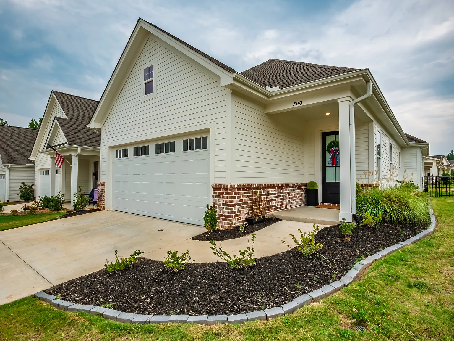 700 Turkey Oak Cv — Photo 4