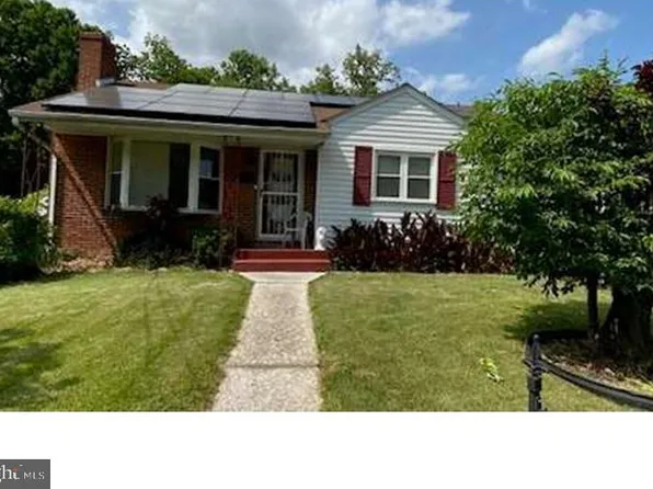 5809 Galloway Dr, Oxon Hill, MD 20745