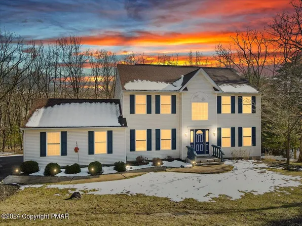 368 Sycamore Dr, East Stroudsburg, PA 18301