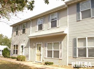 3873 W Palmyra Ct, Peoria, IL 61604