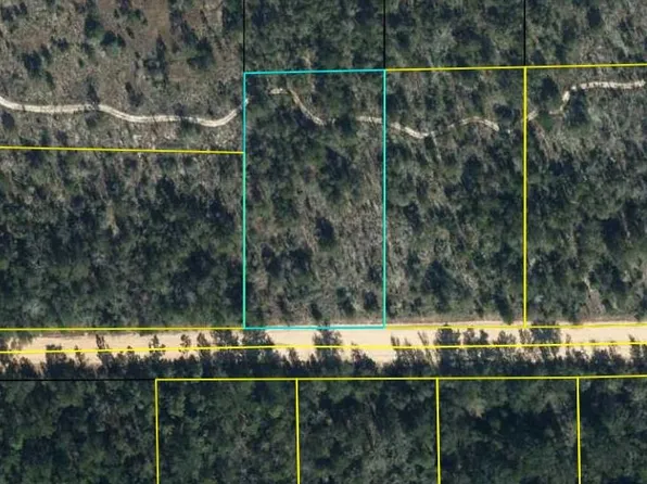 Woodland Rd, Marianna, FL 32448