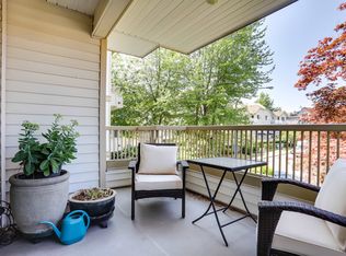 1118 55th St #205, Delta, BC V4M 3J8