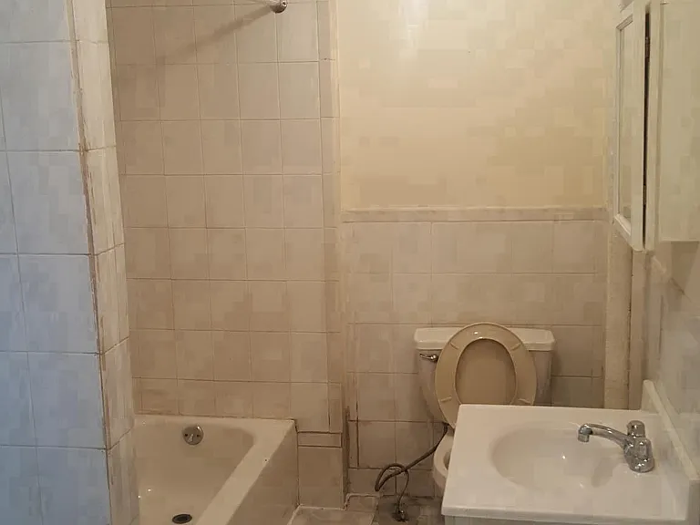 163 Linden St #1A — Photo 4