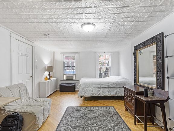 3rd image of 27 Henry St #1