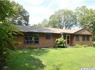 18 W Parkway Pl, Holmdel, NJ 07733