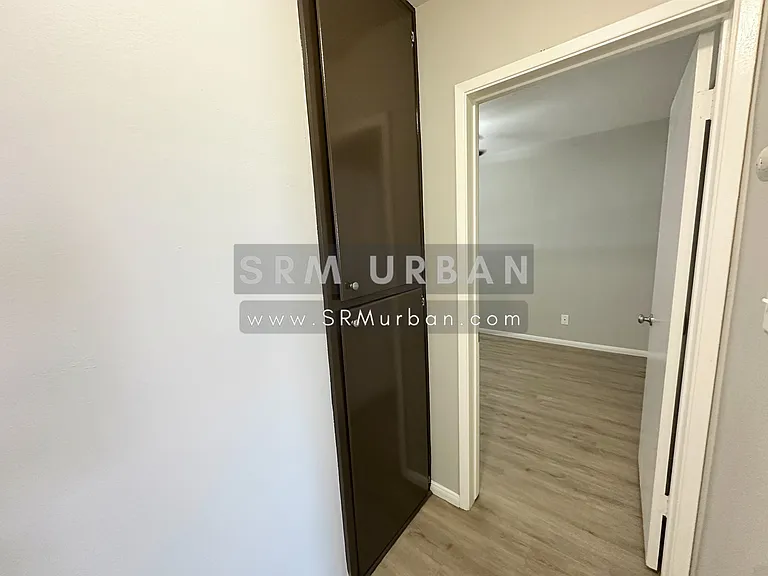2425 Polk Ave #D — Photo 13