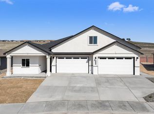 7002 W 28th Ave, Kennewick, WA 99337
