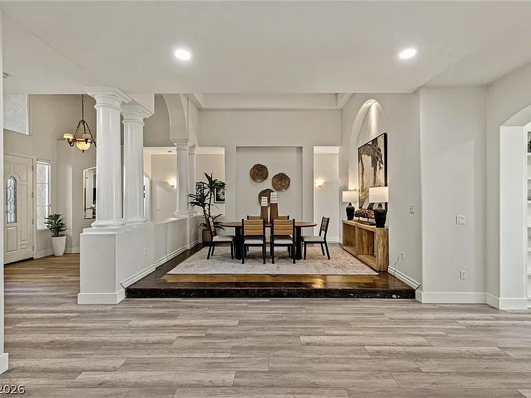 9421 Queen Charlotte Dr — Photo 20