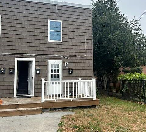 2nd image of 408 Hill St Front 3