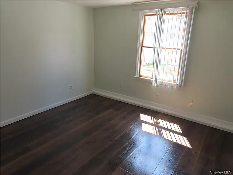 94 Neptune Ave — Photo 5