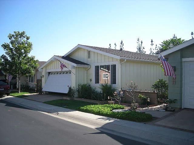 1st image of 2620 Park Lk