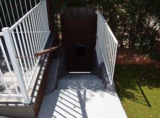 813 Pier Ave, Santa Monica, CA 90405