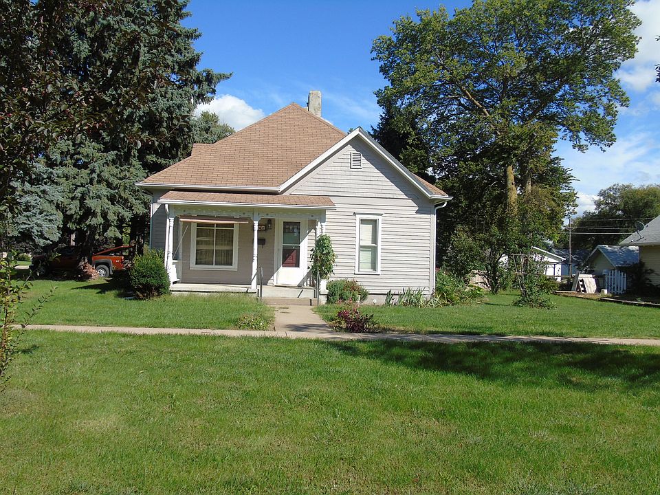 1st image of 142 N 7th St