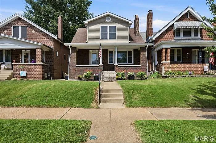 3 bed, 1443 sqft, $2,300 — Photo 2