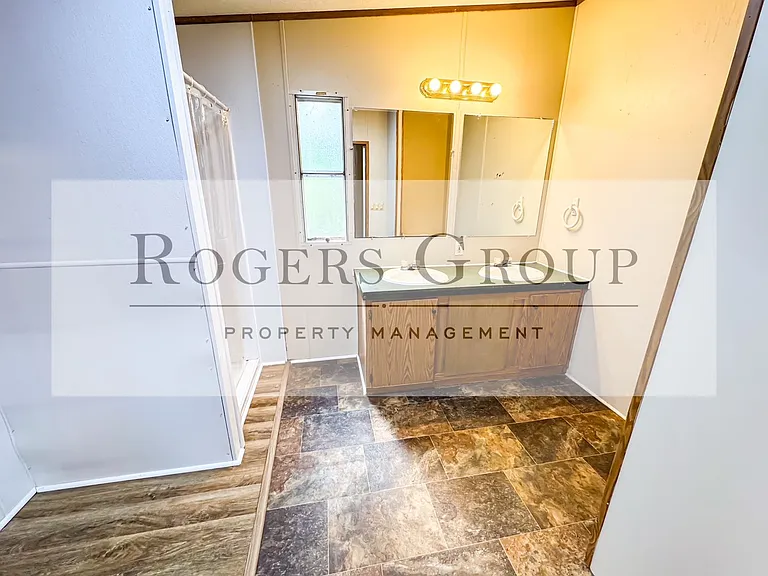 168 N Hacienda Ln — Photo 8
