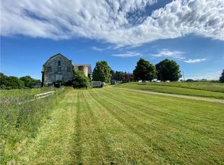 1321 Cross Creek Rd, Burgettstown, PA 15021