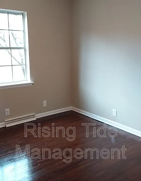 5500 Crestview Dr — Photo 8