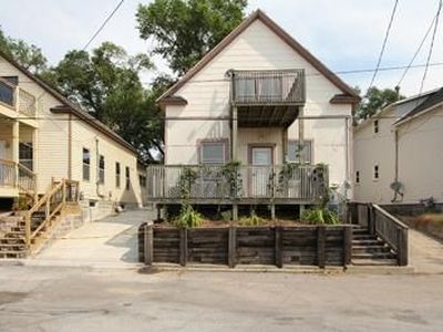 723 Van Raalte Dr SW, Grand Rapids, MI, 49503