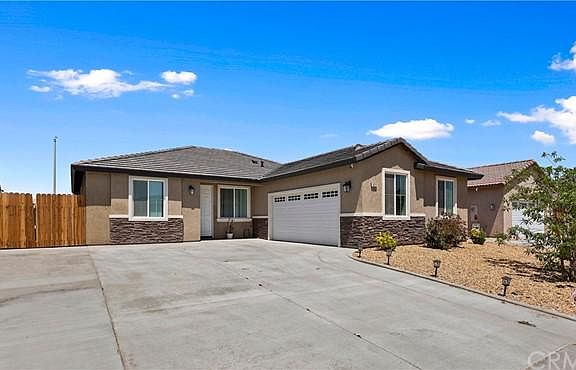 2nd image of 16222 Mesa Largo St