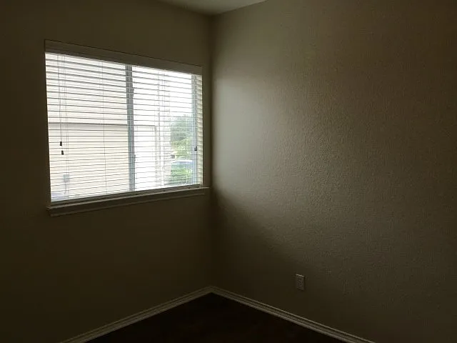 736 Fountain Gate — Photo 12