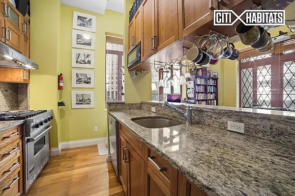 Sold by Citi Habitats | media 1