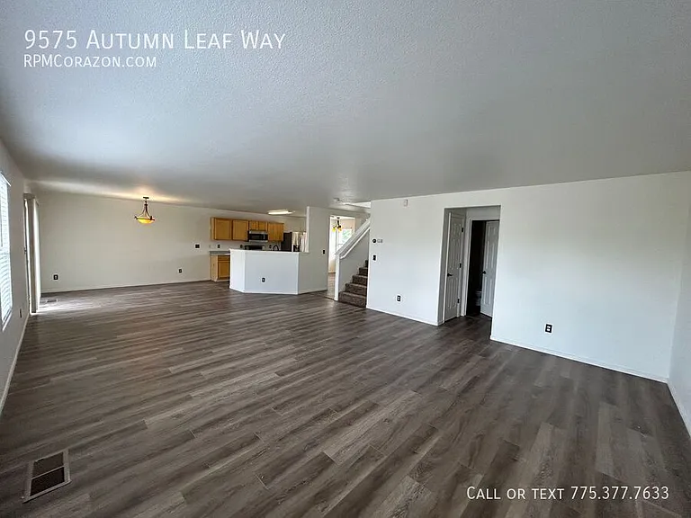 9575 Autumn Leaf Way — Photo 8