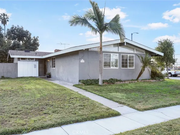 11604 Parkmead St, Santa Fe Springs, CA 90670