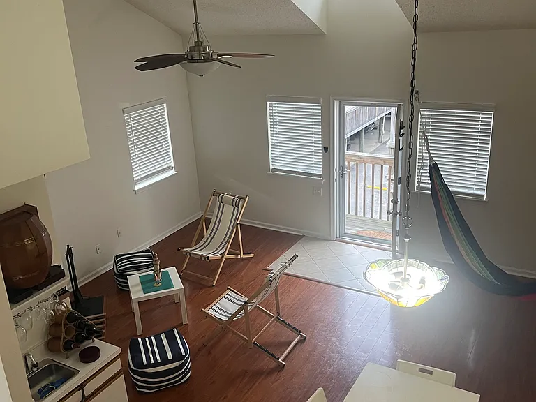 835 Little Bay Ave #33 — Photo 5