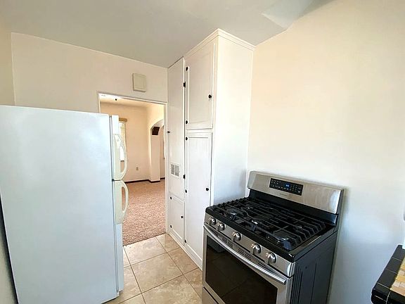 5th image of 3656 Texas St