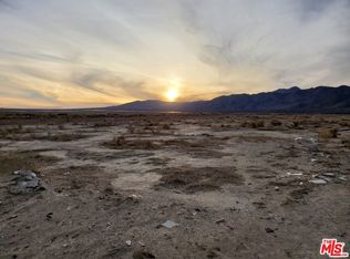 7797 Quartz Rd, Cantil, CA 93519