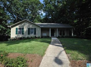 2610 Royal Cir, Pelham, AL 35124