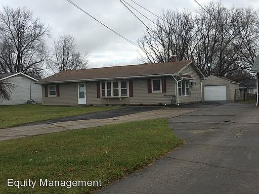 2nd image of 2529 Bainbridge St