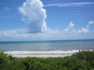 8384 Calamandren Way, Vero Beach, FL 32963