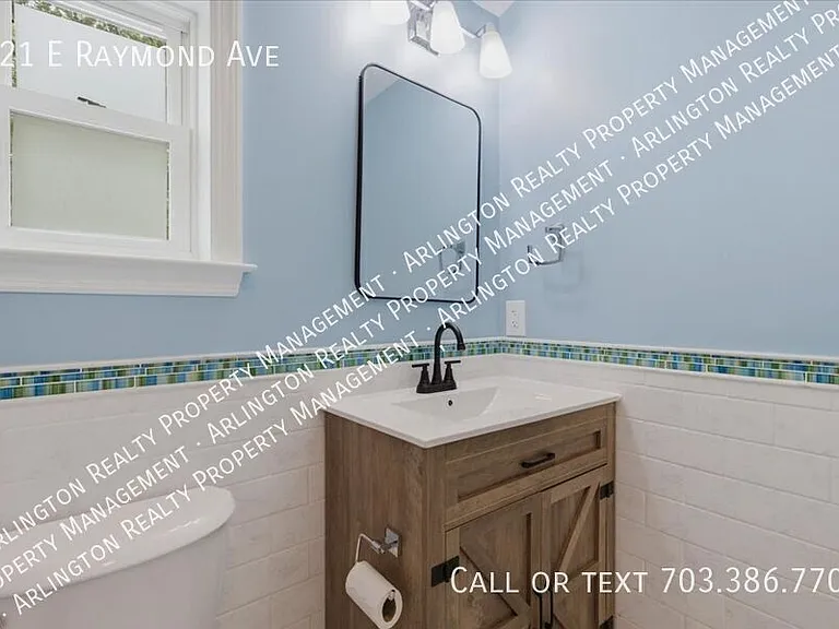 121 E Raymond Ave — Photo 11