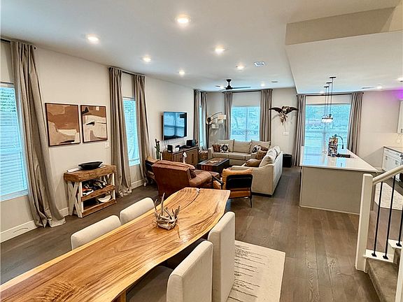 4th image of 246 Estates Cir