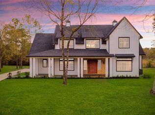 8732 Nathan Dr, Waller, TX 77484