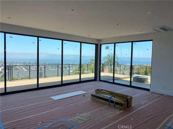 2141 Sunset Dr, Ventura, CA 93001