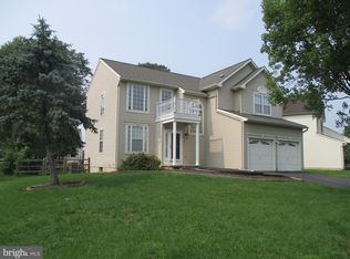 34 Forsythia Ln, Bear, DE 19701