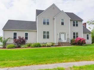 35 Hemlock Dr, Northborough, MA 01532