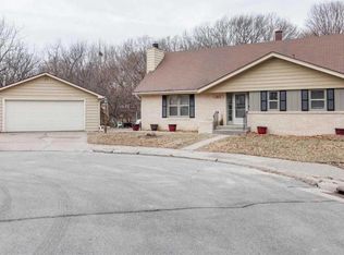 1815 45th St, Moline, IL 61265