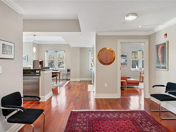 4th image of 341 Thames St Unit 209