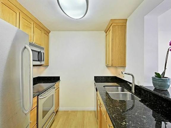 4th image of 502 141st Ave SE APT 51