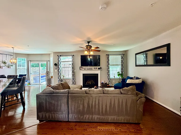 3413 Eagle Ridge Dr — Photo 4